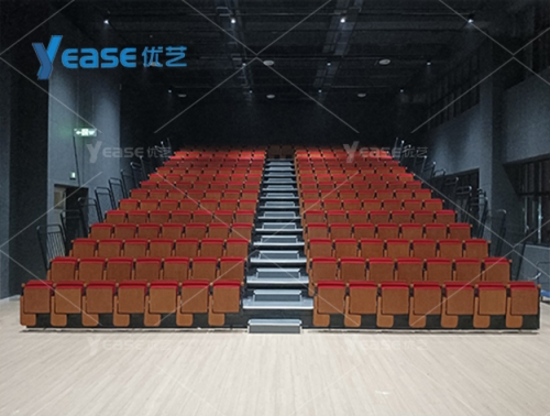 北京师范大学淮南实验学校多功能厅